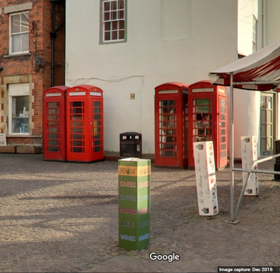 Photograph of two pairs of K6 kiosks at the Market Place, Newark